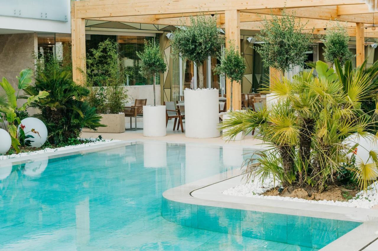 Elite Bay Hotel Lalez Durres エクステリア 写真