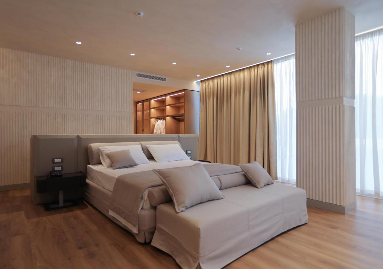 Elite Bay Hotel Lalez Durres エクステリア 写真